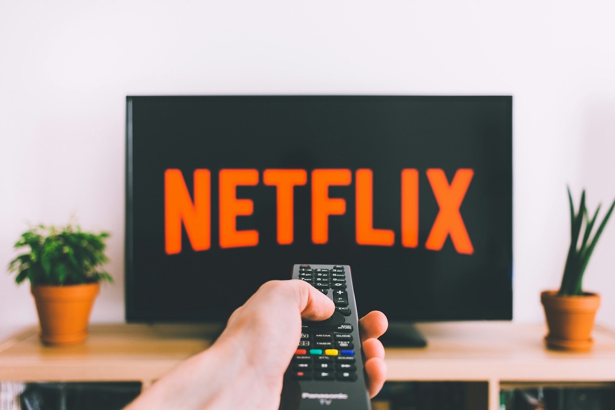 10 Must-Watch French Series on Netflix in 2026