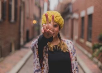 6Hand_Gestures_from_Different_Cultures_and_Their_Meanings