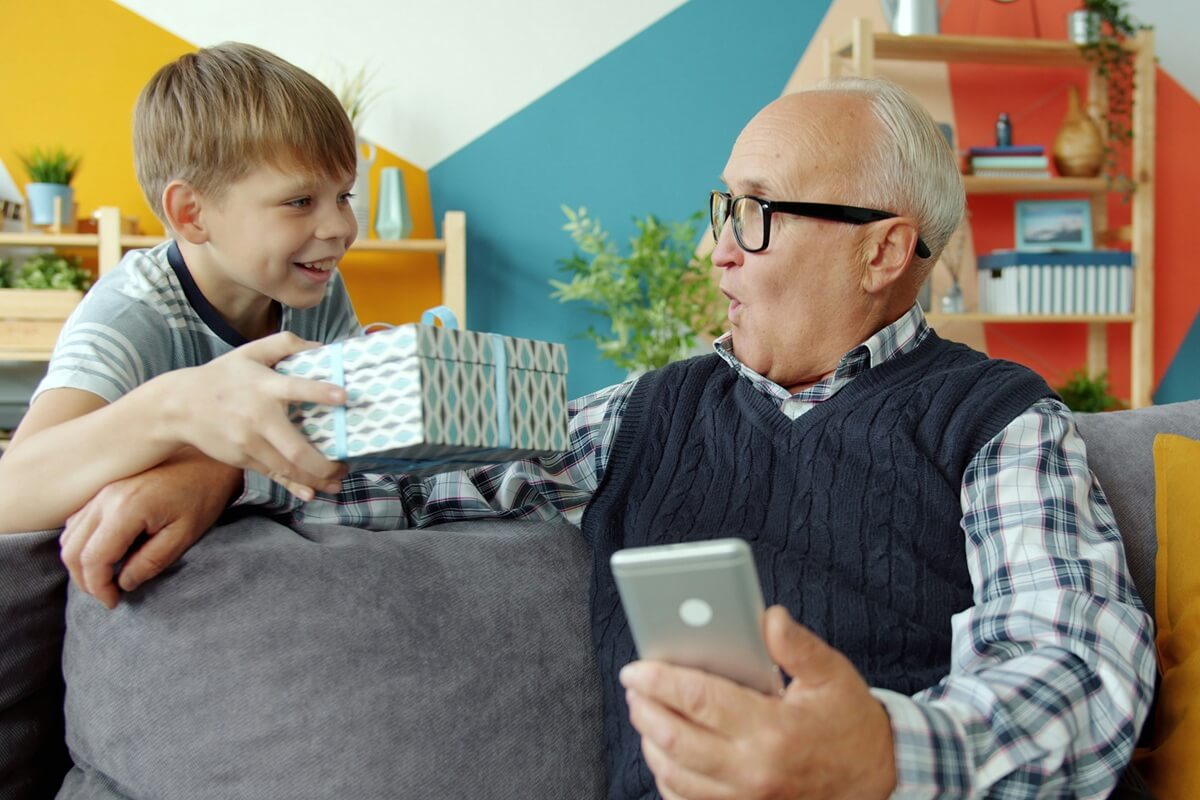 How_to_Celebrate_Your_Family_Heritage_Through_Language_and_Tradition
